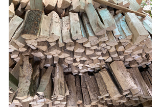 Дрова колотые дубовые 8 куб.м.